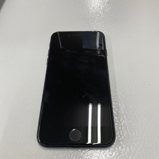 SIMフリー　iPhone SE Apple 【トレファク東大阪店】