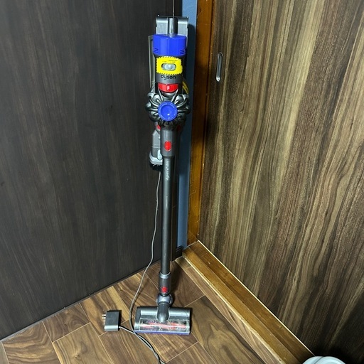 Dyson（ダイソン）V7 Slim（SV11SLM）