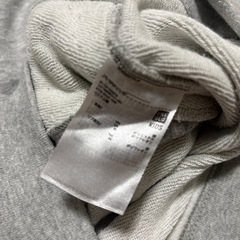 UNIQLOキッズパーカー・サイズ110の画像
