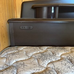 ベットフレームの画像