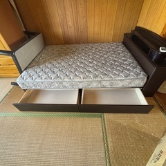 ベットフレームの画像