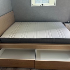 【10/30まで】IKEA ダブルベッド　マルムの画像