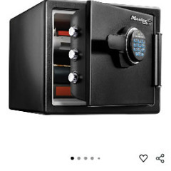 Master Lock (マスターロック) 金庫 家庭用 UL規格 1時間 耐火 耐水 22.8L A4 テンキー トレイ ブラック LFW082FTC　の画像