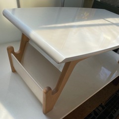 センターテーブルの画像