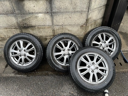 スタッドレスタイヤアルミホイールセット