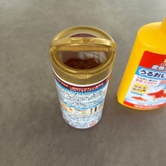 ペット用品　
金魚のエサの画像