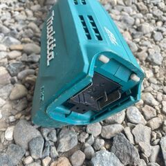 充電式刈払機【ジャンク品】マキタ makita MUR185UDRFの画像