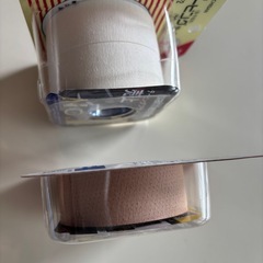 【新品】テーピングテープ　防水絆創膏の画像