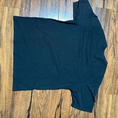 (最終ね値下げ)UNIQLO ベルセルク Tしゃつシャツの画像