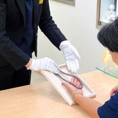 真珠の販売スタッフ/川平本店　☆時給UP☆週3~OK　☆ゆっくり丁寧にお仕事☆の画像