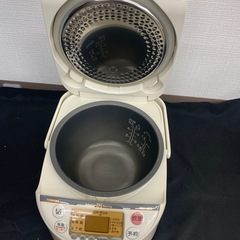 TOSHIBA IH炊飯器　RCK-10ECの画像