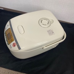 TOSHIBA IH炊飯器　RCK-10ECの画像