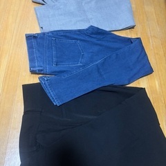 14着 女性用デニムとズボンの画像