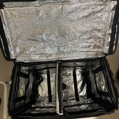 UBER EATS デリバリーバッグの画像
