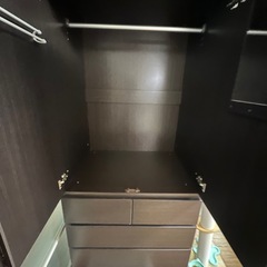 ニトリ キャビネット付きタンスの画像