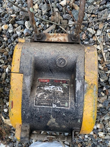 RYOBI 小型ウィンチ　中古