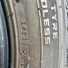 225/55/R18スタッドレス　だいぶ溝ありますの画像