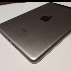 (美品です) Apple iPad mini 3世代 グレーの画像