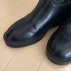 H&M ロングブーツの画像