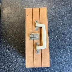 M2510-186 カセットテープ 木製ケース レトロ アンティーク ボックス 小物入れ キズ汚れ有りの画像