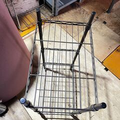スチールラック 3段 ブラウン  ※固定部分の部品が１つありません。の画像