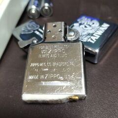 ジッポ新品の画像