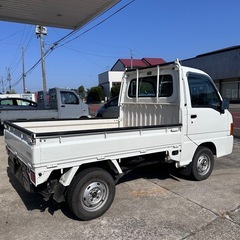 スバル サンバー 軽トラック モデル 2001 年  コミコミ 33万 ⭐️58000キロのみ⭐️の画像