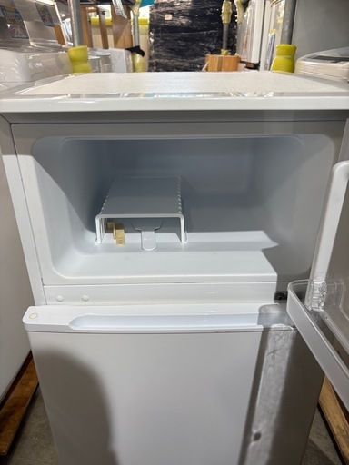 配送可【ヤマダ】90L 直冷式冷蔵庫★2019年製 クリーニング済/6ヶ月保証付き 【管理番号11510】桒