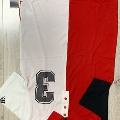 未使用自宅保管品　adidasポロシャツ160の画像