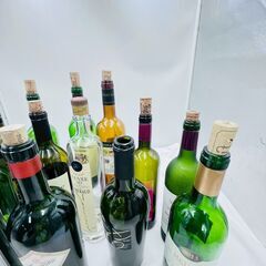 【❗️✨インテリアにも最適✨❗️】🍷ワインボトルまとめ売り ジャンク 現状品✨の画像