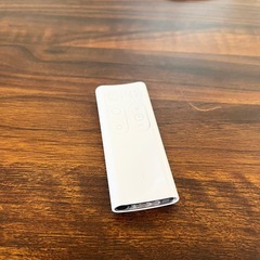 ダイソン　テーブルファン AM06 2018年製の画像