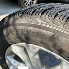 MICHELIN 225/65R17 タイヤ・ホイールセット　エクストレイルの画像