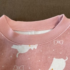 【美品】（95）冬服トレーナー（猫柄）の画像