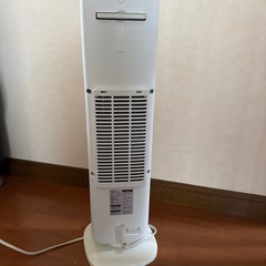 人感センサー付ヒーター ホワイト・首振り・リモコン付きの画像