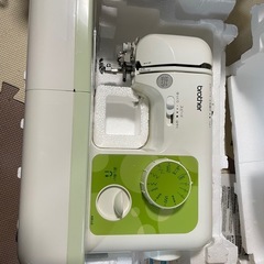 ブラザー　電子ミシン　A35-LG ELU52シリーズ　コンパクトミシンの画像