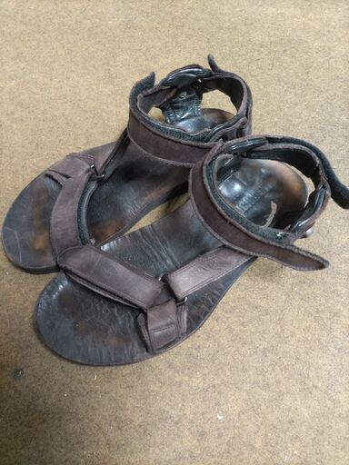 ATTACHMENTサンダル