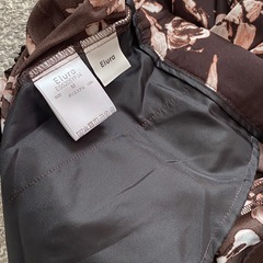 【新品】レディス茶色パンツMの画像