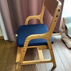 学習椅子　ダインニングチェア　高さ調節可の画像