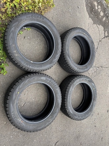 スタッドレスタイヤ