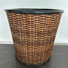 鉢植えカバー2個の画像