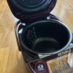 炊飯器の画像