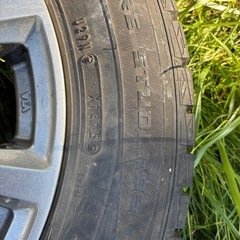 ダンロップ スタッドレスタイヤ2015年製　 PCD100　15インチ195/65R15インプレッサ.プリウス
の画像