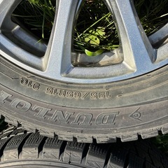 ダンロップ スタッドレスタイヤ2015年製　 PCD100　15インチ195/65R15インプレッサ.プリウス
の画像