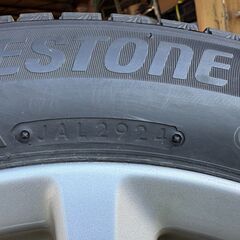 【ほぼ新品】ブリヂストン ブリザックVRX3 185/60R15 ホンダフィット用AW付き 2024年製 スタッドレスタイヤ4本セットの画像