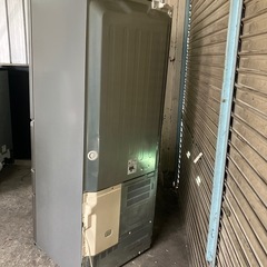東芝　ノンフロン冷蔵庫　GR-B50F（N）501L  2010年製の画像
