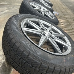 185/60R15インチスタッドレスタイヤ　　の画像