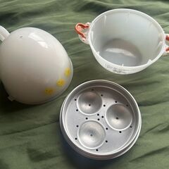 AKEBONO　曙産業　ゆでたまご器　電子レンジ用　３個用　の画像