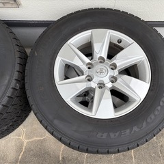 スタッドレス265/65R17プラド150　の画像