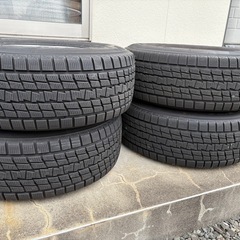 スタッドレス265/65R17プラド150　の画像