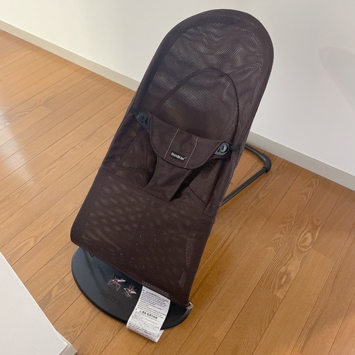 【美品】BabyBjornバウンサー ブラウン 通気性◯メッシュ 重宝 ベビー用品　　　